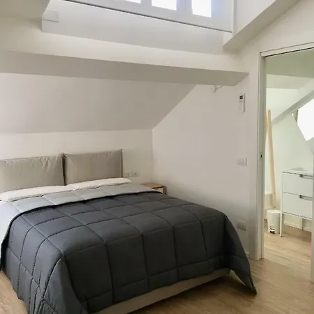 Corso Venezia 아파트 *